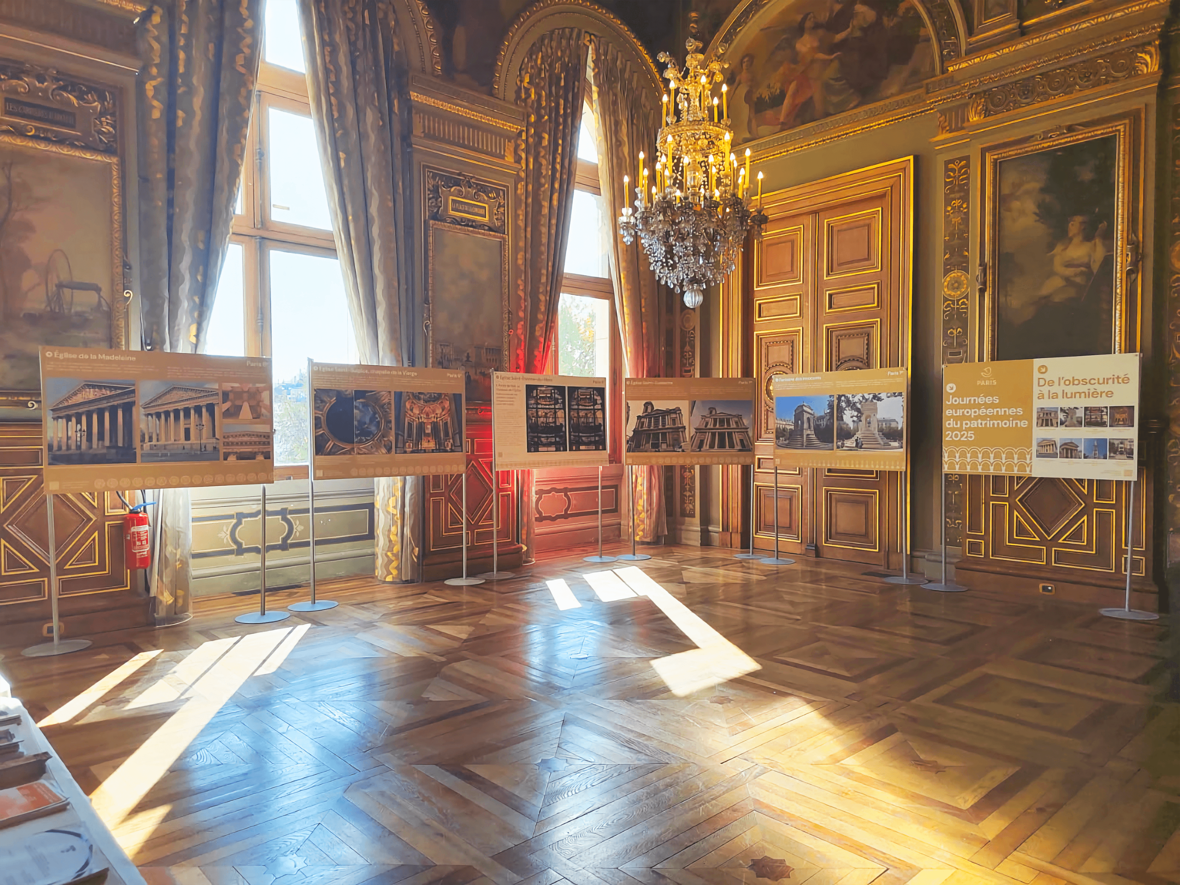 De l'obscurité à la lumière — 2